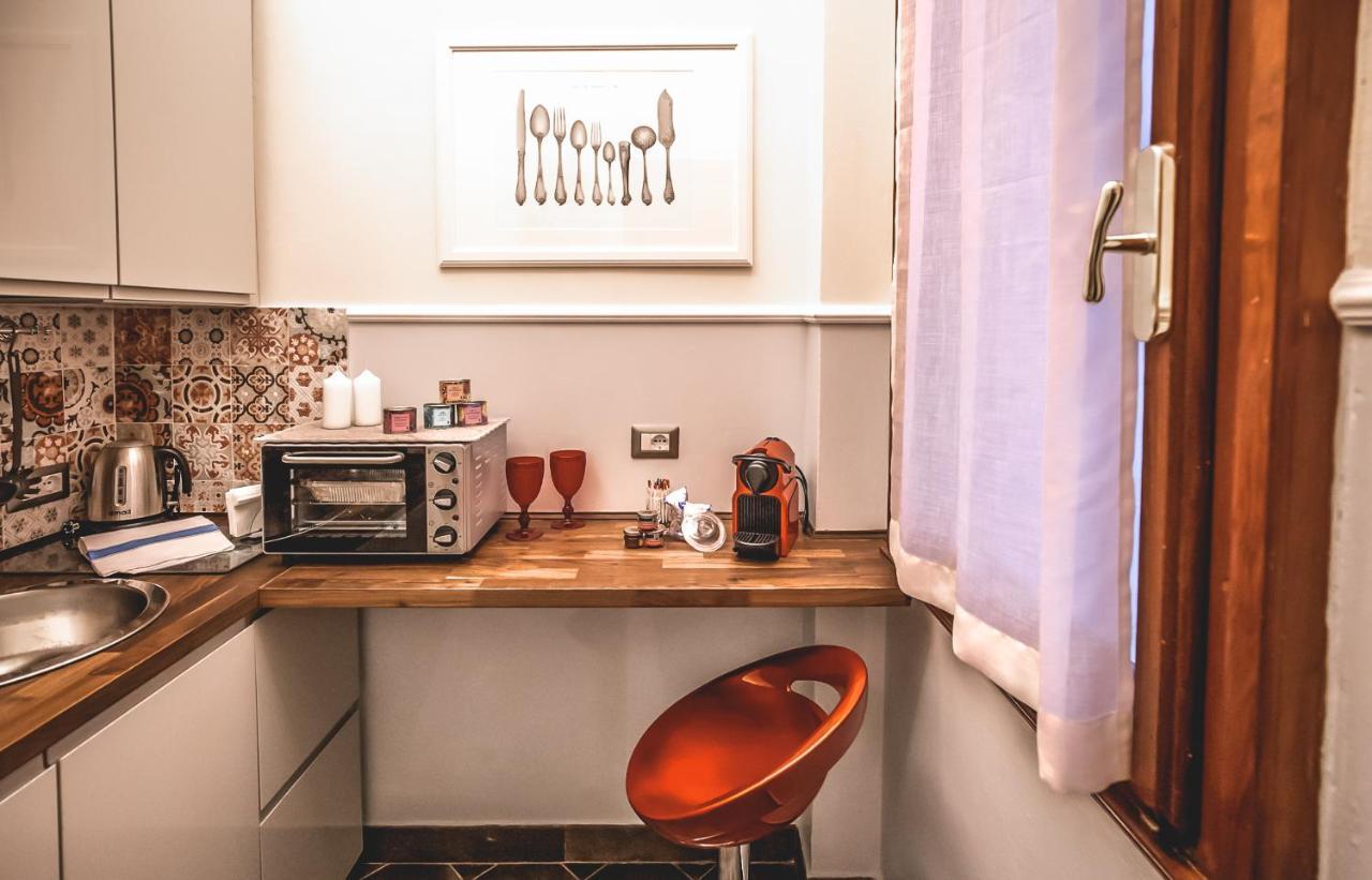 Acacia Firenze -Timo Apartment Bagian luar foto