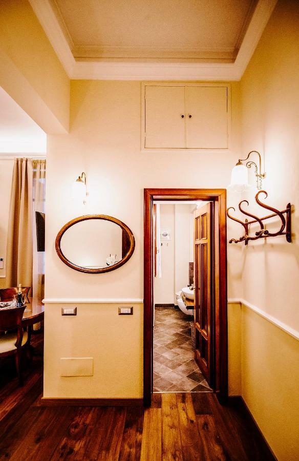 Acacia Firenze -Timo Apartment Bagian luar foto